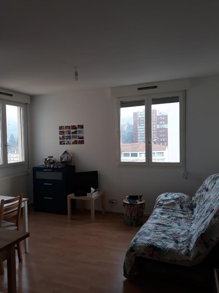 Appartement 1 pièce 29 m² · à Saint-Étienne · 29 m² · 385 €/mois